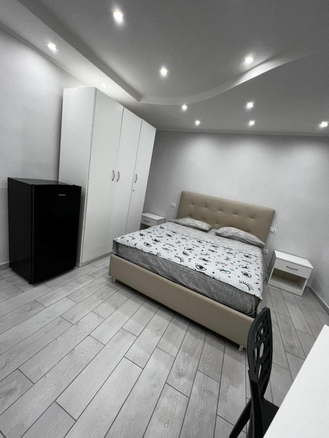 Smart'S House Deluxe Quartieri Spagnoli Neapel Exterior foto