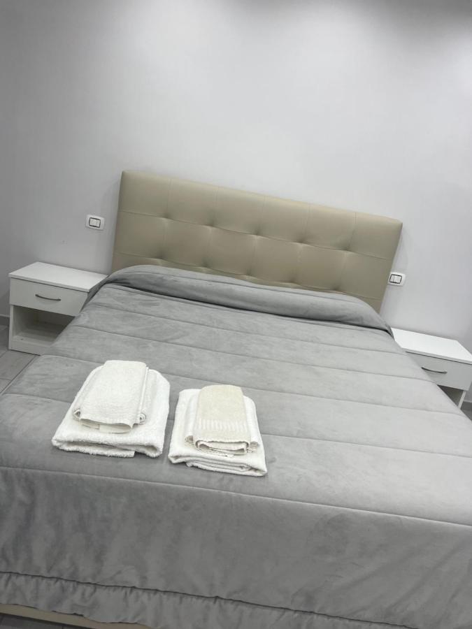 Smart'S House Deluxe Quartieri Spagnoli Neapel Exterior foto